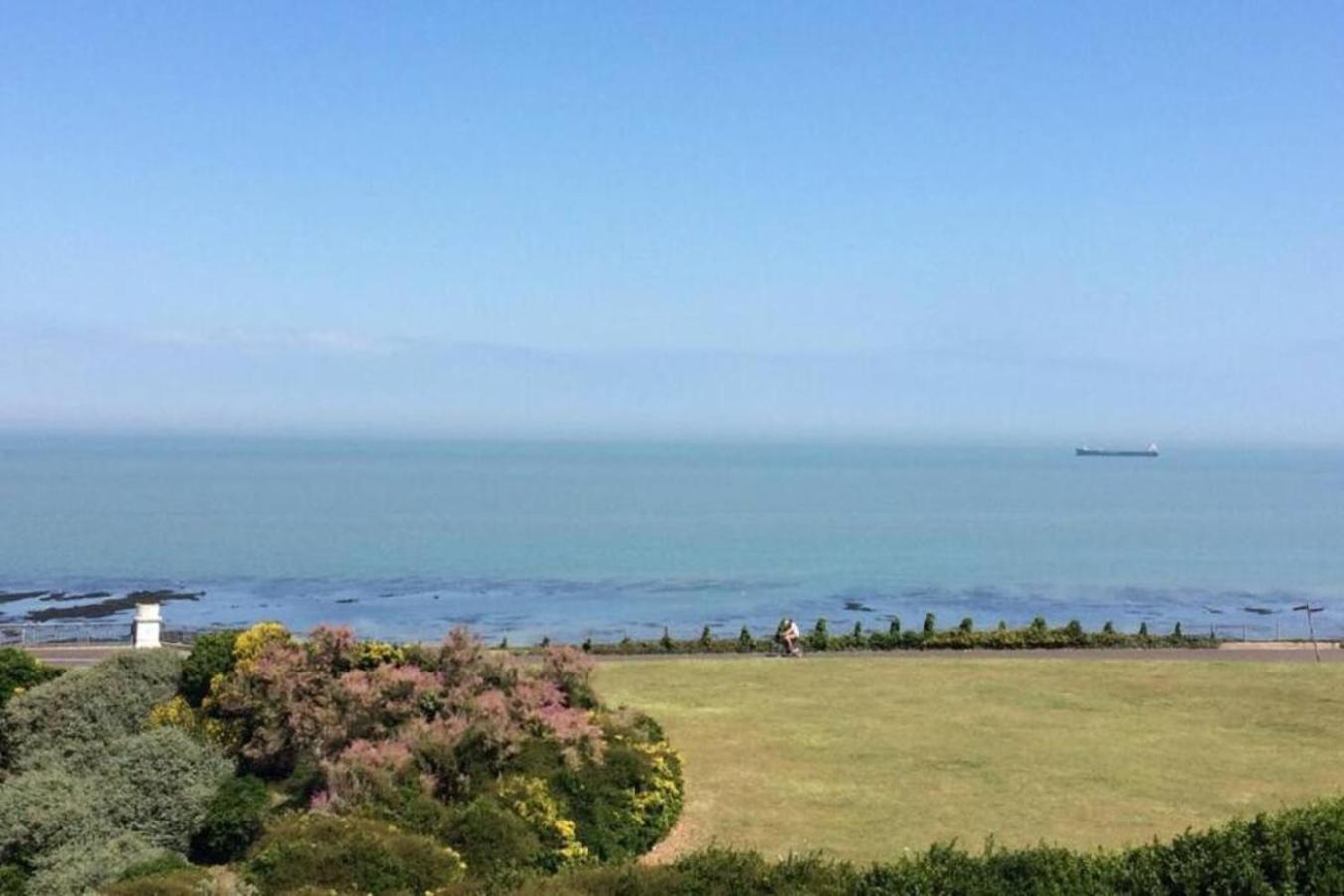 Captain'S Quarters - Stunning Sea Views Apartment Margate Exterior photo